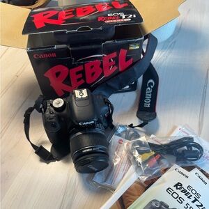 Canon Rebel EOS T2i Black DSLR Camera